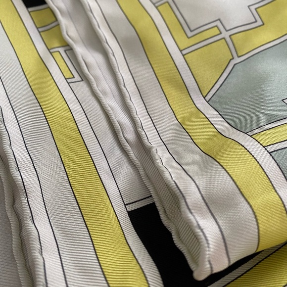 Emilio Pucci Art Deco Square Silk Scarf - Picture 5 of 5
